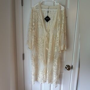 *NWT* Zaful Cream Lace Top Cover Up